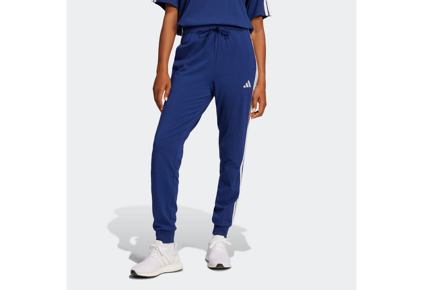 adidas Sportswear Sporthose ESSENTIALS 3-STREIFEN für Erwachsene, aus Baumwolle und Elasthan, mit Kordelverschluss Bild 4