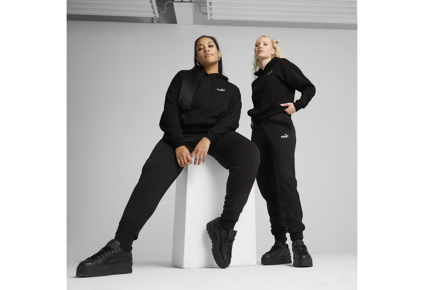 PUMA Sporthose Essentials Small No. 1 Logo Jogginghose Damen Bild 5