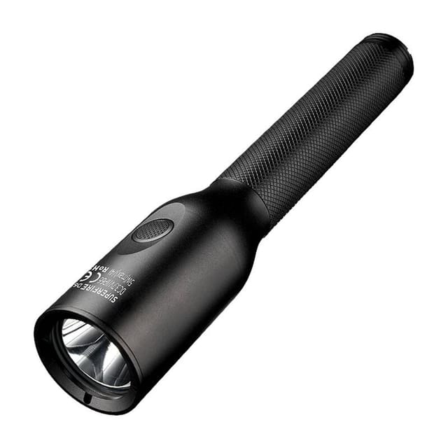 Superfire D6 flashlight