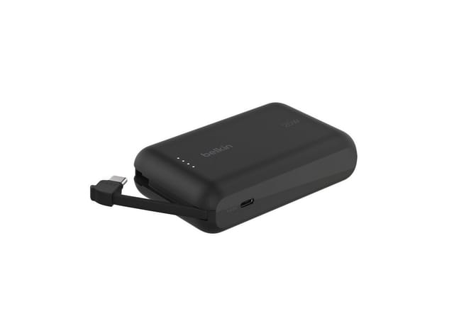 Belkin BoostCharge power bank - with integrated cable - 24 pin USB-C - 20 Watt Powerbank (Akku) - schwarz - 10000 mAh