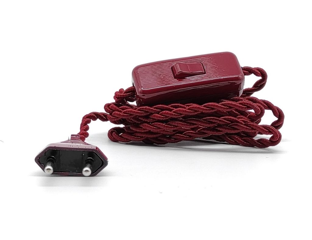 Twisted-kabel Mit Schalter Und Stecker Granatrot