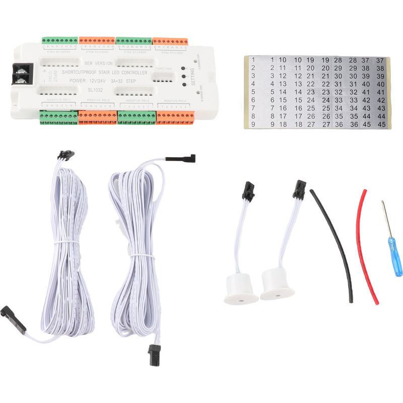 Intelligenter Led-treppenlichtregler Mit Bewegungssensor Und Automatischer Kaskadierung Der Stufenbeleuchtung