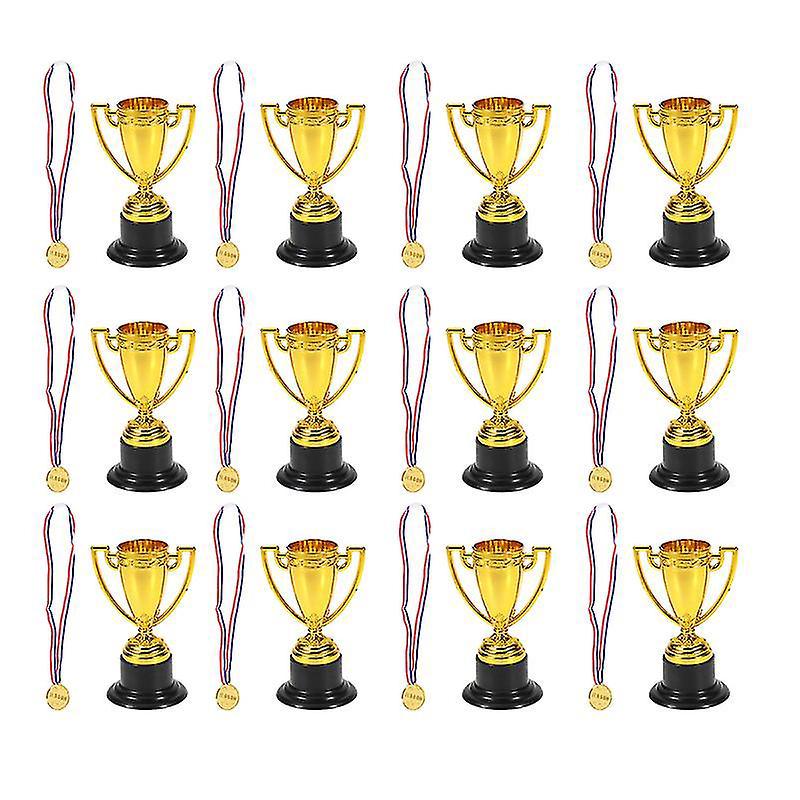28 Stück Goldene Plastikbecher