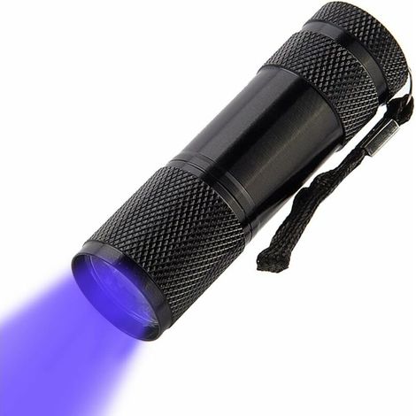Bravix Lampe Torche Uv/lumière Noire À 9 Led, Lampe Torche Uv Led, Détecteur De Taches, Trouver Des Taches Sur Les Vêtements, Les Tapis Ou Les Moquettes（piles Non Incluses）