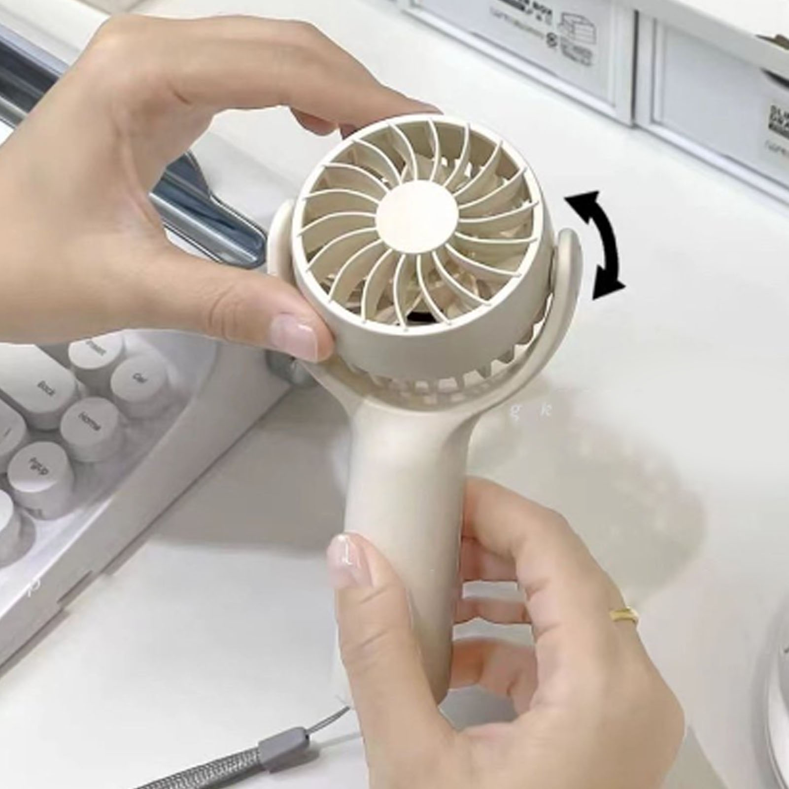 Mini-handventilator, Multifunktional, Leise, 3 Geschwindigkeitsstufen Einstellbar, Starker Wind, Tragbarer Kleiner Tischventilator Für Zuhause, Reisen Und Outdoor, Khaki