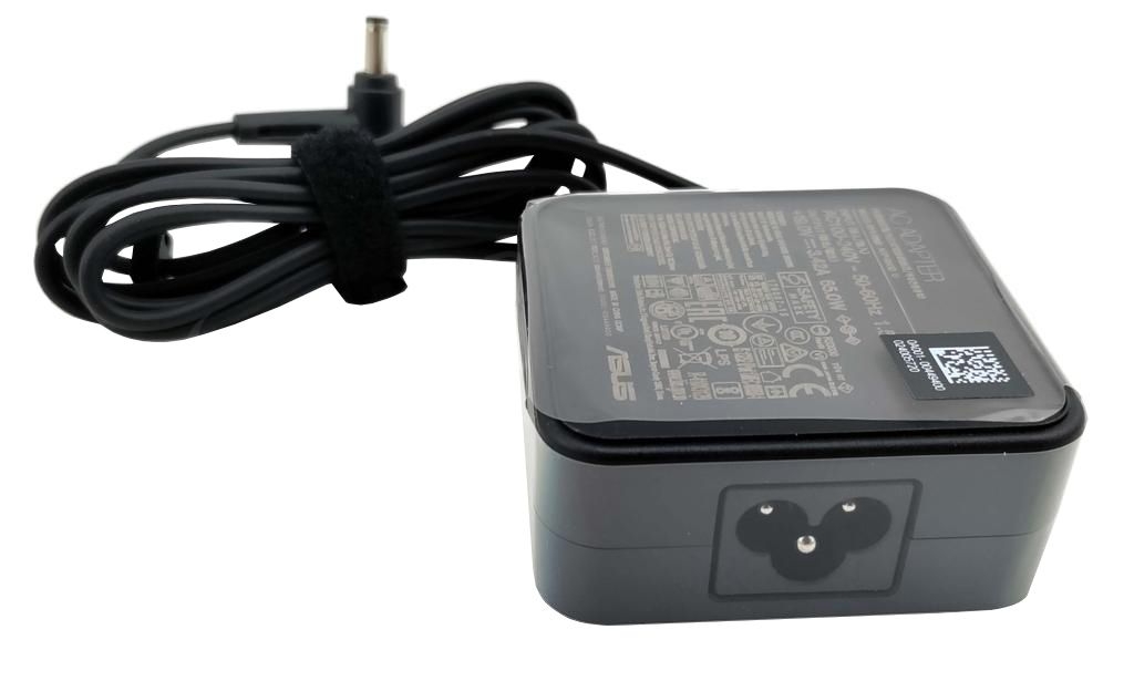 Asus Netzteil 65w / 19v / 3,42a / 4,5mm / 3pin