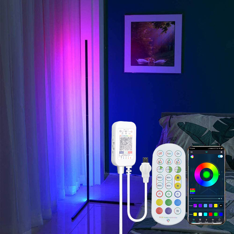 Ferngesteuerte Led-stehleuchte Mit Zugehöriger App, Rgb, 7 W