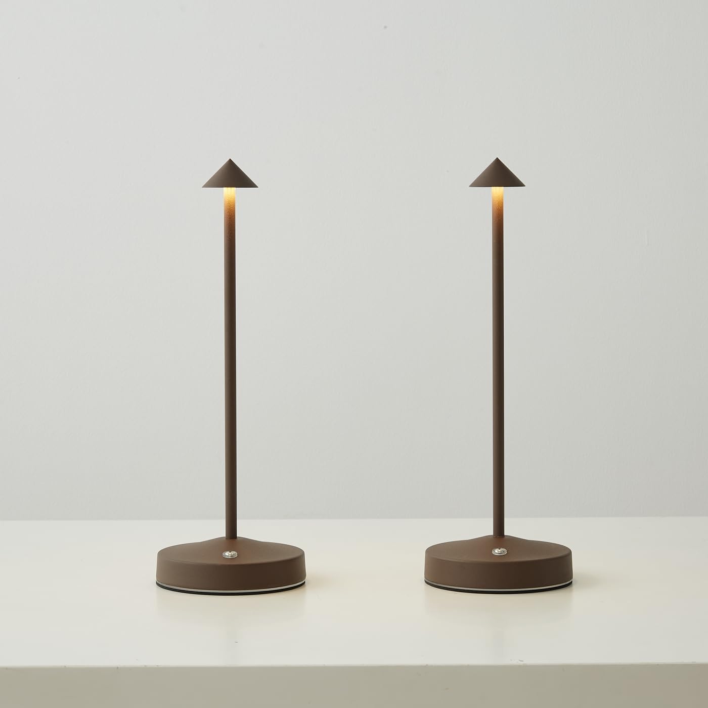 Wiederaufladbare, Kabellose Schreibtischlampe (2000 Mah), Dimmbar, Tragbar, Led, 3000 K, Für Esszimmer, Terrasse Und Garten