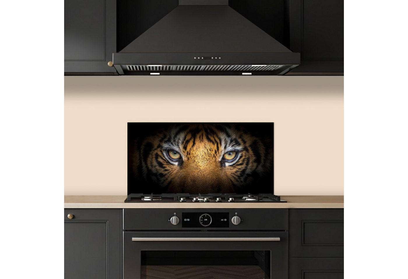 KitchenYeah Küchenrückwand selbstklebend (keine Folie) Tiger - Schwarz - Tier, (1-tlg), Küchenrückwand, Spritzschutz, Kitchen, 60x30 cm Bild 3