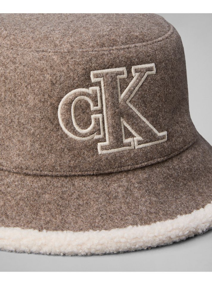 Calvin Klein Fischerhut SHERPA FELT REVERSIBLE BUCKET Regular fit mit aufgesticktem Markenlabel Bild 3