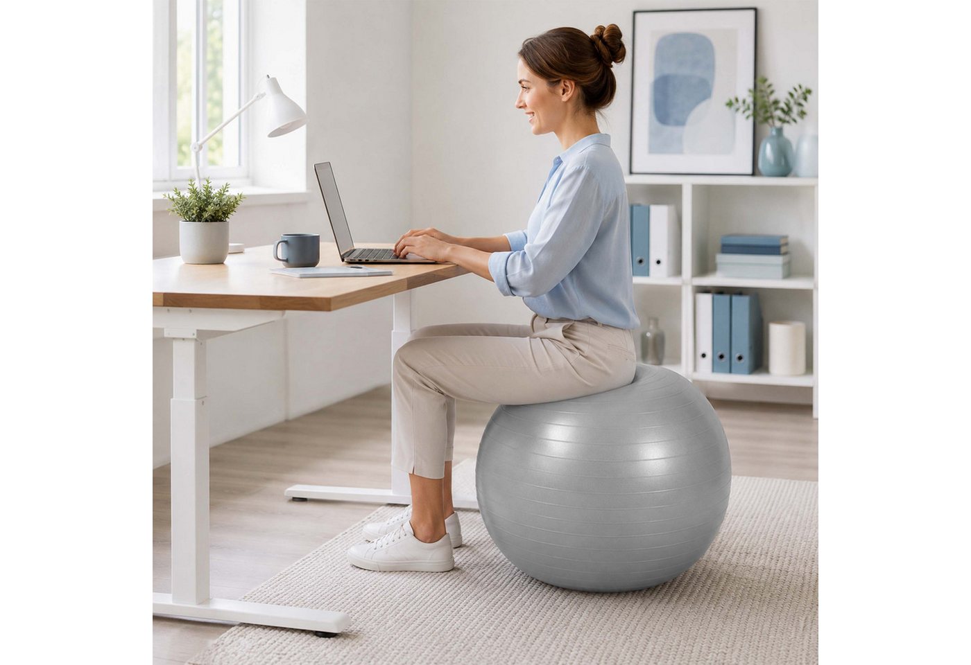 relaxdays Gymnastikball mit Luftpumpe (3-St), grau, Ø 65 cm Bild 5