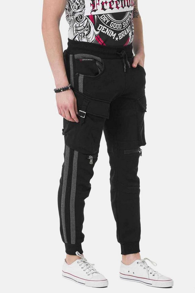 Cipo & Baxx Trainingshose HOMEWEAR im sportlichen Look, CR125A Bild 4