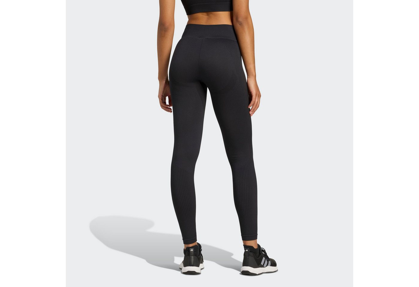 adidas Performance Trainingstights WORKOUT ESSENTIALS LEGGINGS, KOMPLETTE LÄNGE, GESTRICKT mit nahtlosem Strickmaterial, ohne Verschluss, stützende Passform Bild 2