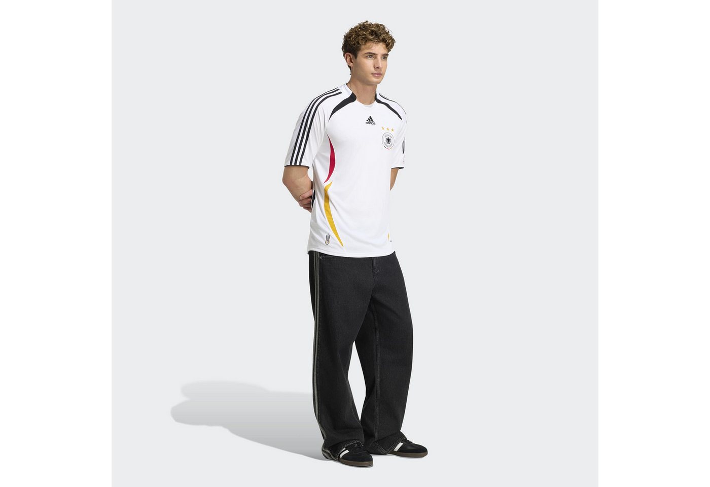 adidas Performance Fußballtrikot DEUTSCHLAND HEIMTRIKOT 2006 aus Polyester, mit Rundhalsausschnitt, reguläre Passform Bild 2