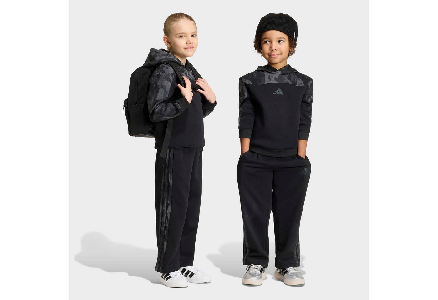 adidas Sportswear Trainingsanzug SEASONAL ESSENTIALS FLEECE, KLEINKINDER (2-tlg), für Kinder, zweiteiliges Set, aus Baumwolle Bild 3