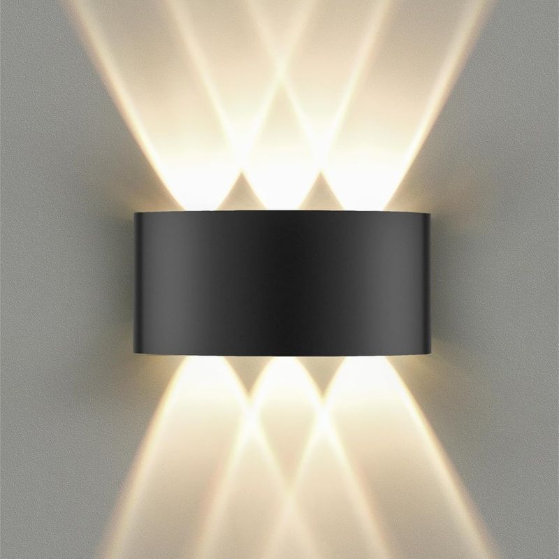 Led-wandleuchte – Schutzart Ip65 – 6 W – 3000 K – Aluminium – Für Den Innen- Und Außenbereich – 17 X 8 X 4 Cm – 1 Stück