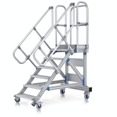 Treppe 9 Stufen, 60°, Stufenbreite 600mm, beidseitiger Handlauf