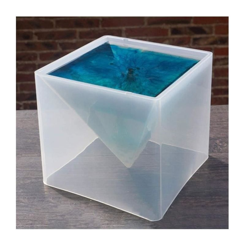 Silikonform – Pyramide – 15 X 15 X 15 Cm – Transparent Weiß – Für Erwachsene