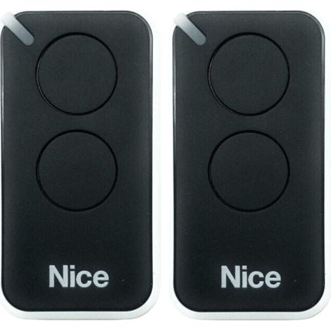 2 Télécommandes Radiocommandées - 2 Canaux - 433,92 Mhz - Codage O-code 72 Bits - Pour Portails Automatisés - Dimensions 30 X 56 X 9 Mm