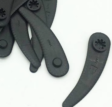 Packung Mit 24 Bosch-ersatzmessern Für Die Rasentrimmer Bosch Durablade Art 23-18 Li Und Art 26-18 Li. Schwarze Messer.