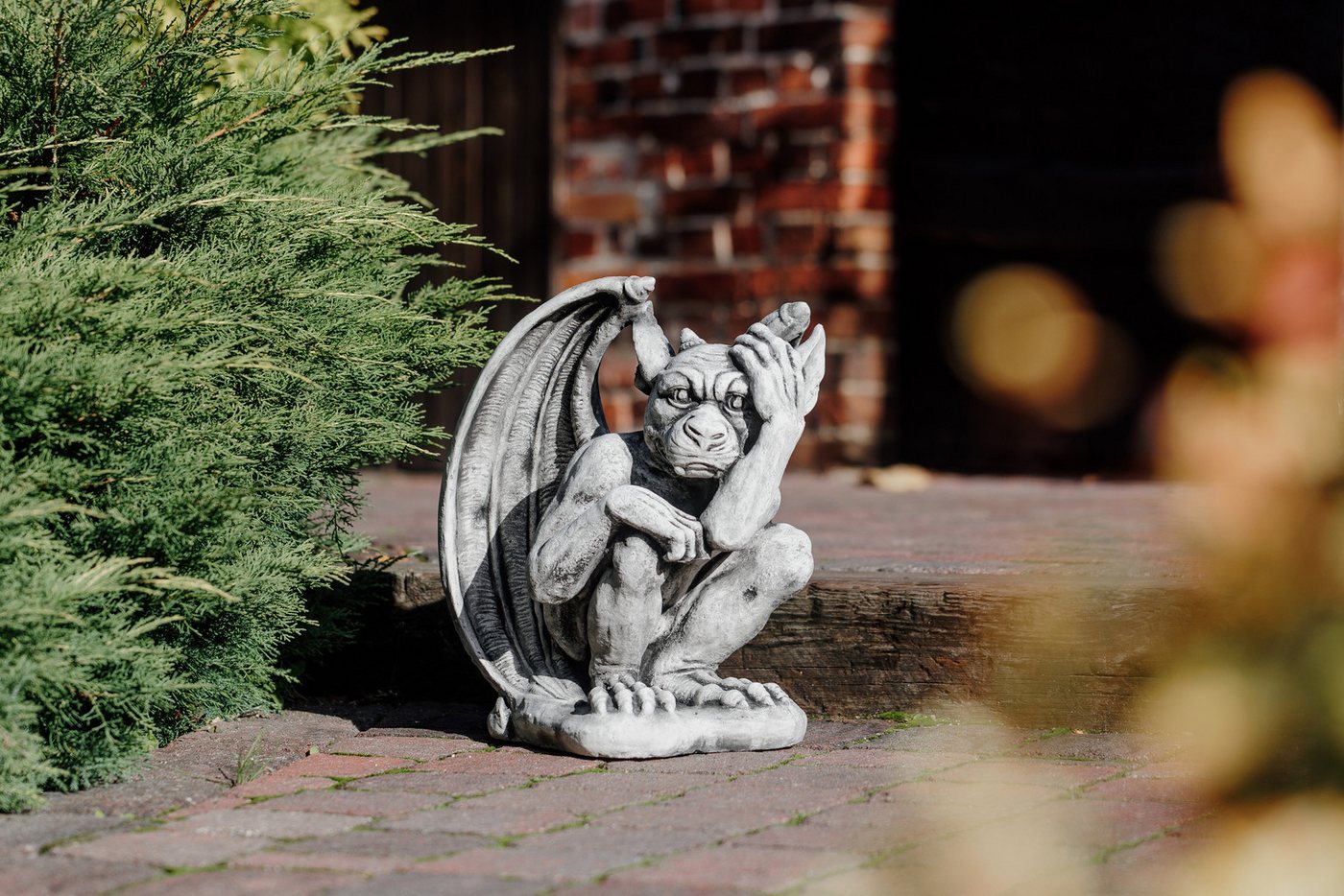 gartendekoparadies.de Gartenfigur Gargoyle Statue der Nachdenklich, Steinfigur, H. 43 cm, 23 kg, Frostsicher