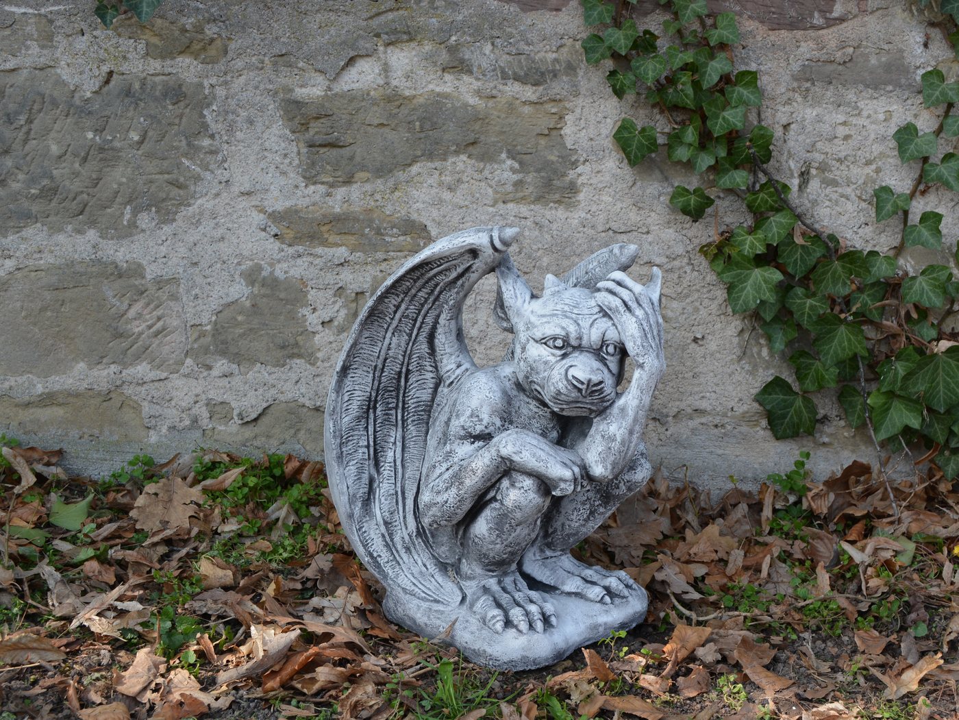 gartendekoparadies.de Gartenfigur Gargoyle Statue der Nachdenklich, Steinfigur, H. 43 cm, 23 kg, Frostsicher Bild 5