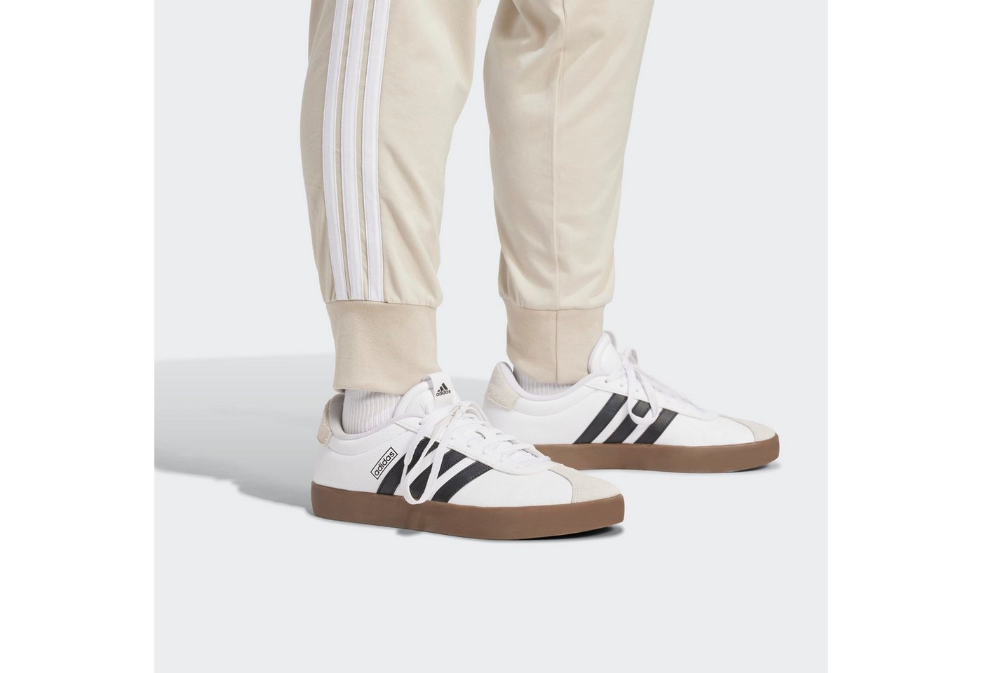 adidas Sportswear Sporthose ESSENTIALS 3-STREIFEN (GROSSE GRÖSSEN)