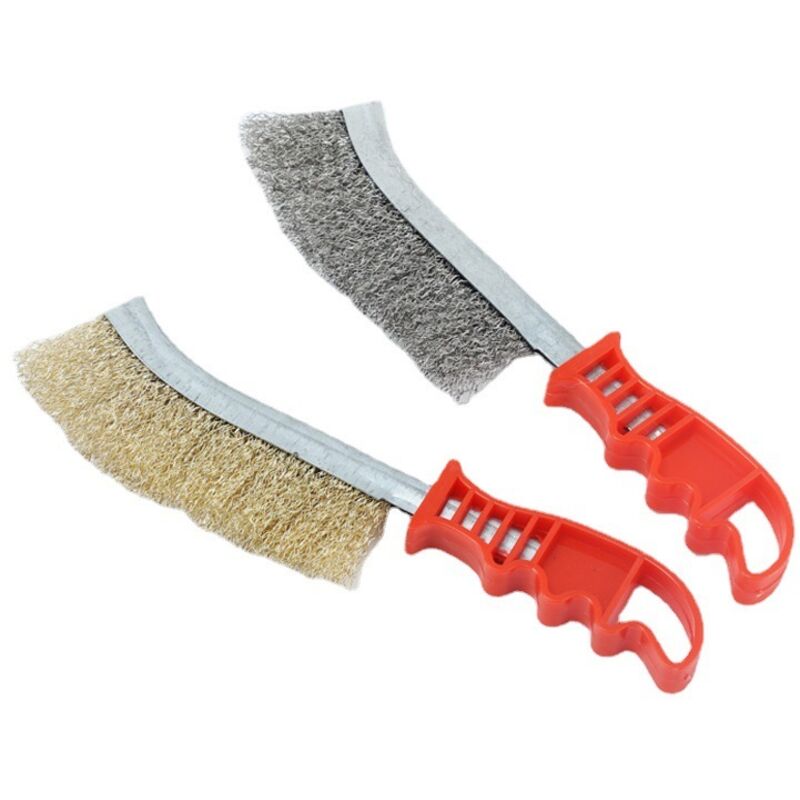 Set Aus 4 Handlichen Scheuerbürsten Mit Spitzen Köpfen In Traditioneller Eisenform – Fei Yu