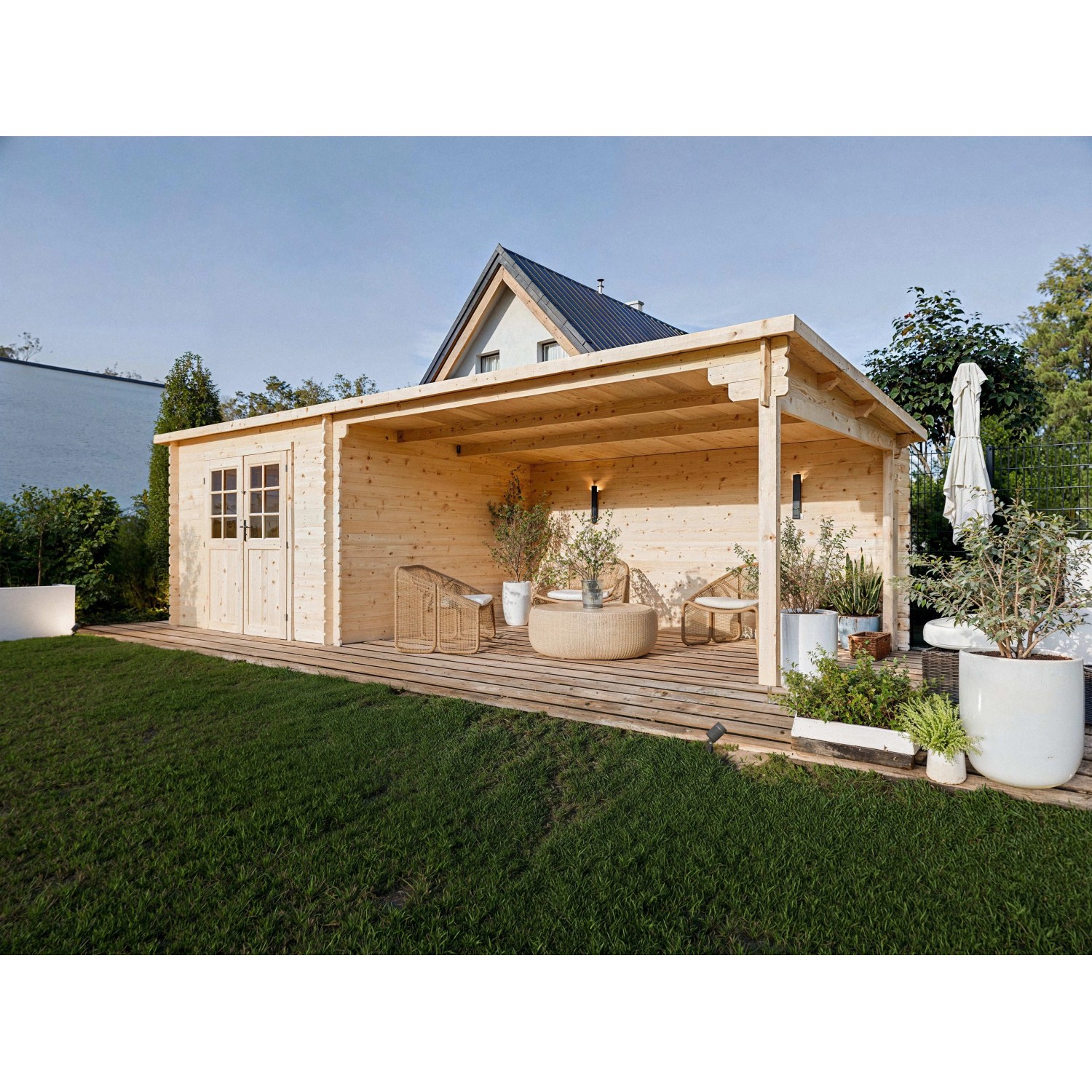 Woodtex Gartenhaus Blockbohlenhaus CA2978 28 mm Naturbelassen mit 4 m Anbau