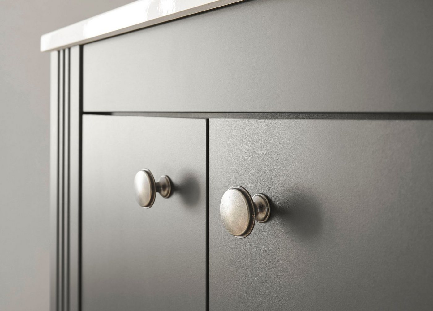 OTTO home Badmöbel-Set WESTMINSTER, Bad im Landhausstil, 2-teiliges Badezimmer, (2-St), Waschtisch, Spiegel mit Ablage, in 2 Farben verfügbar, Breite 80 cm Bild 5