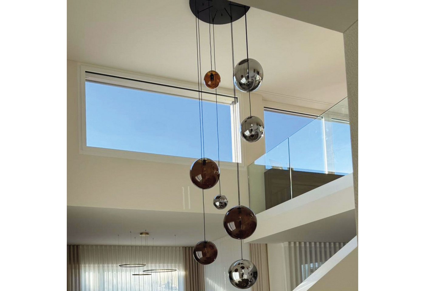 s.luce Pendelleuchte Galerieleuchte Orb Glaskugel 5m Abhängung Gold/Rauch Bild 2