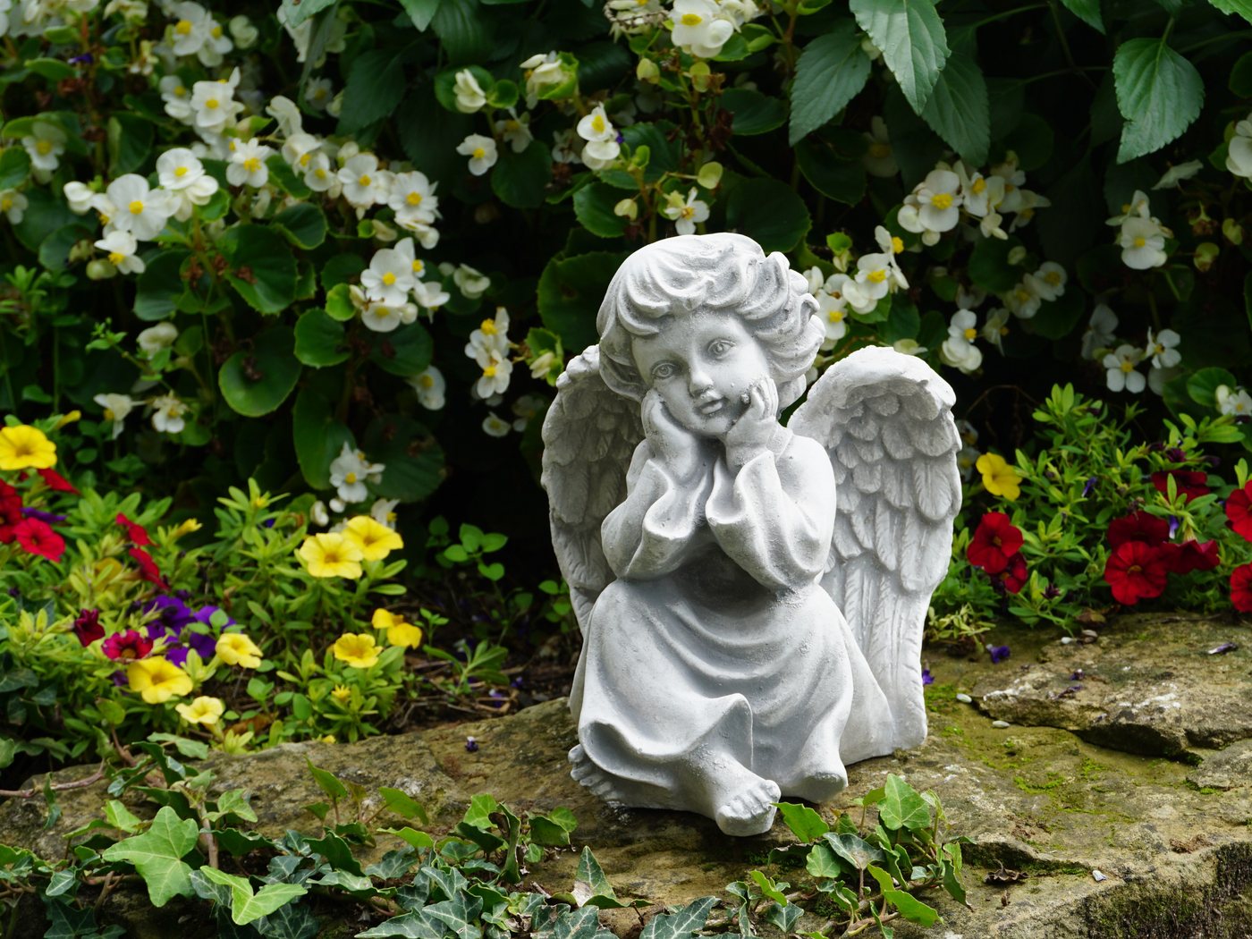 gartendekoparadies.de Gartenfigur Engel Grabengel, Steinfigur, H. 21 cm, 3 kg, Frostsicher Bild 4