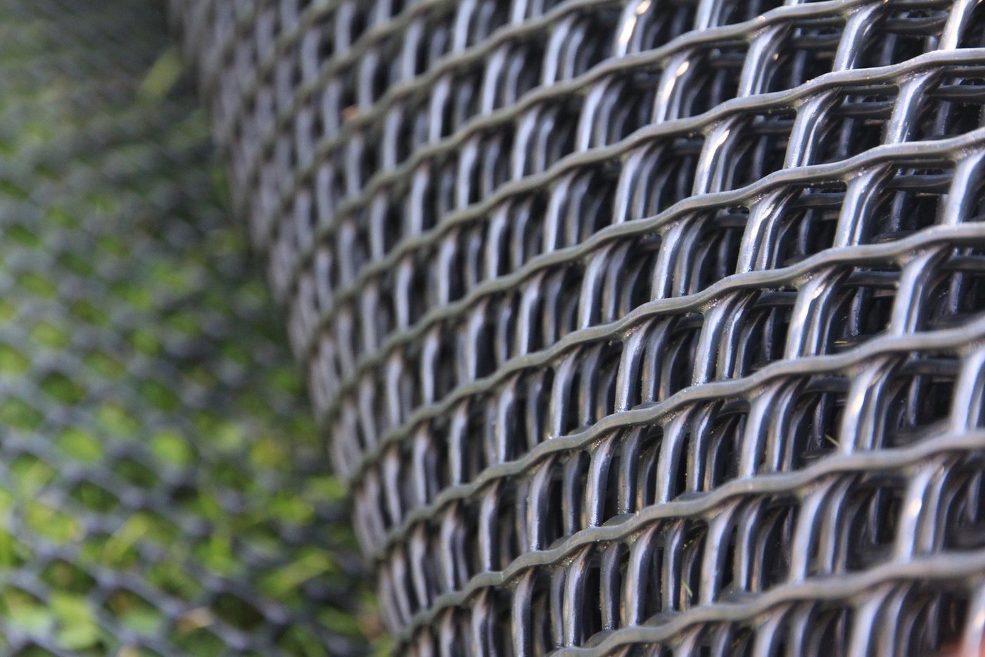 EraGreen Schutzplane EraGreen Rasenschutzgitter 1,3 m Breite (Meterware) 2 GRATIS ERDANKER (Rasenschutzgitter, Mähroboter-kompatibel, befahrbares Rasengitter für Garten) Bild 2
