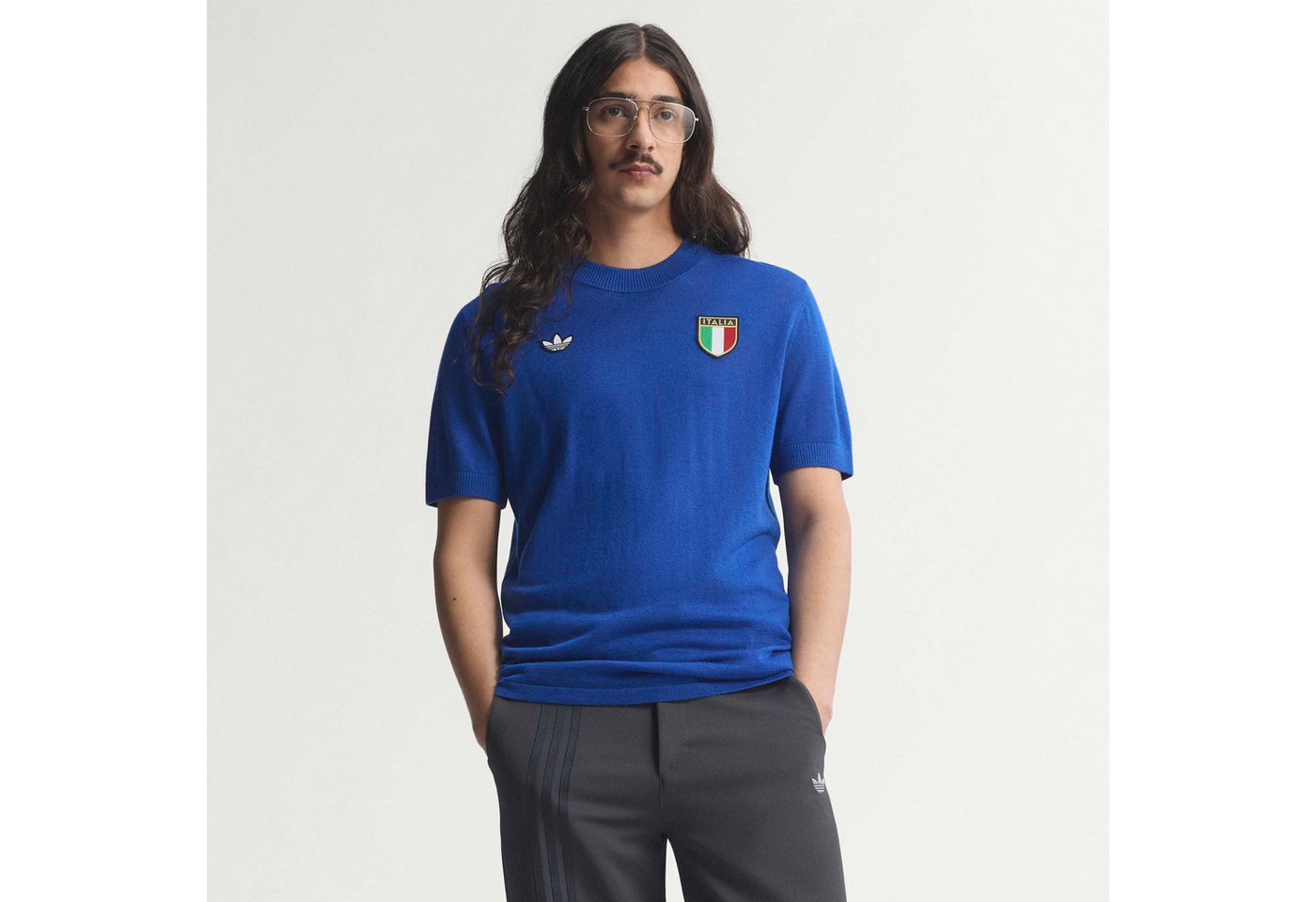 adidas Performance Fußballtrikot ITALIEN 70S TRIKOT für Erwachsene, ohne Verschluss, mit Rundhalsausschnitt Bild 3