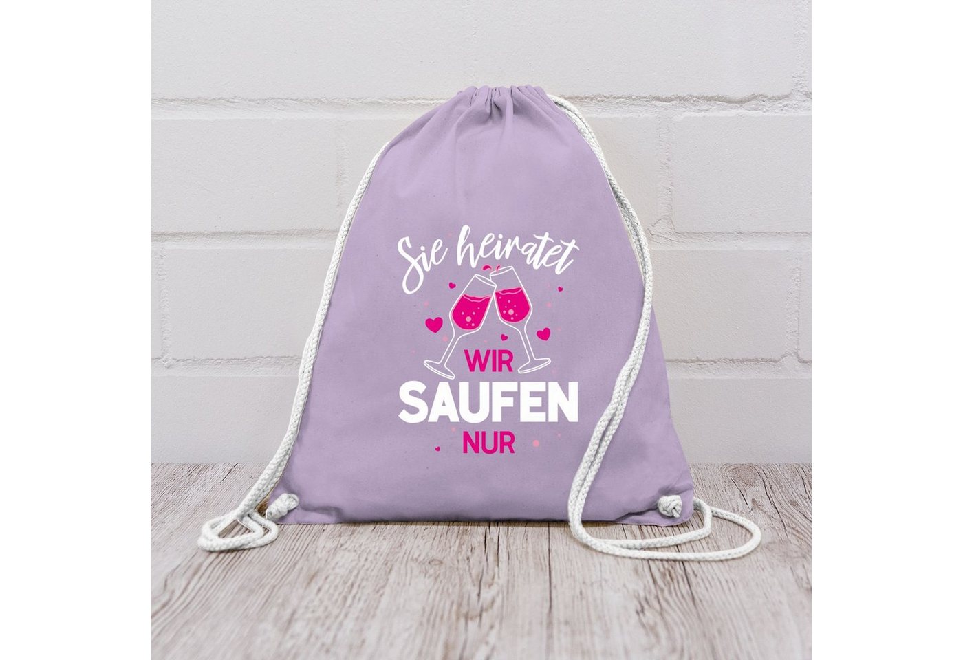 Shirtracer Turnbeutel Sie heiratet - Wir saufen nur, JGA Junggesellenabschied Frauen Bild 5