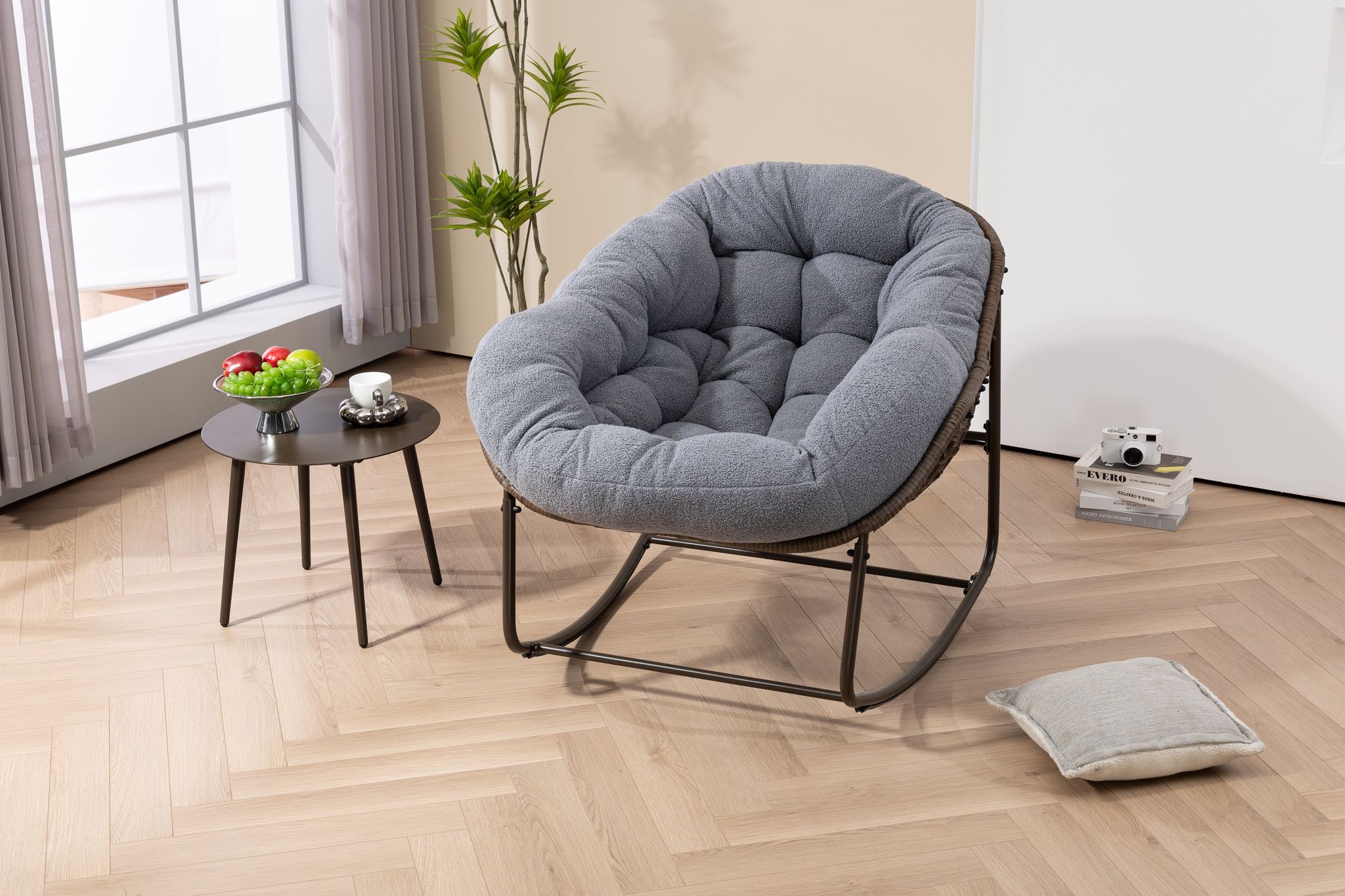 Rattan-schaukelstuhl Mit Gepolstertem Kissen, Relaxstuhl Für Veranda, Wohnzimmer, Terrasse & Garten (grau)