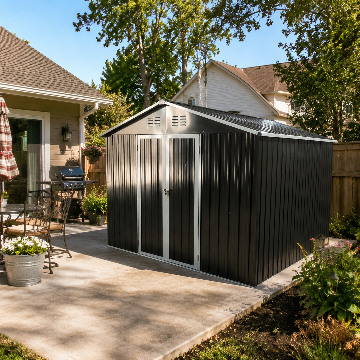 Metall-gartenschuppen 10x8 Ft Mit Spitzdach In Schwarz Als Außenlager. Der Schuppen Ist Mit Einem Integrierten Bodenrahmen Ausgestattet. Grundfläche: 7,46 M².
