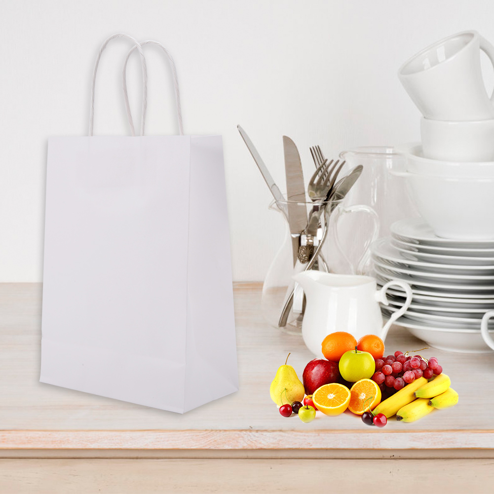 25 Weiße Geschenktüten Aus Kraftpapier Mit Henkeln, Perfekt Für Hochzeiten, Süßigkeiten Oder Andere Festliche Geschenke.