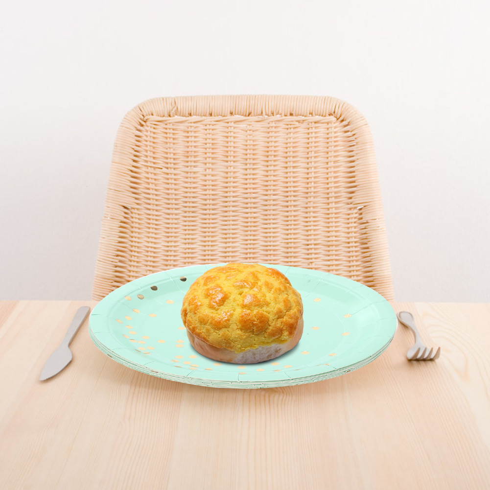 Set Mit 8 Verschiedenen Grünen Einwegtellern Aus Pappe, 18 Cm Durchmesser, Für Grillfeste, Geburtstage, Weihnachten, Hochzeiten Und Partys