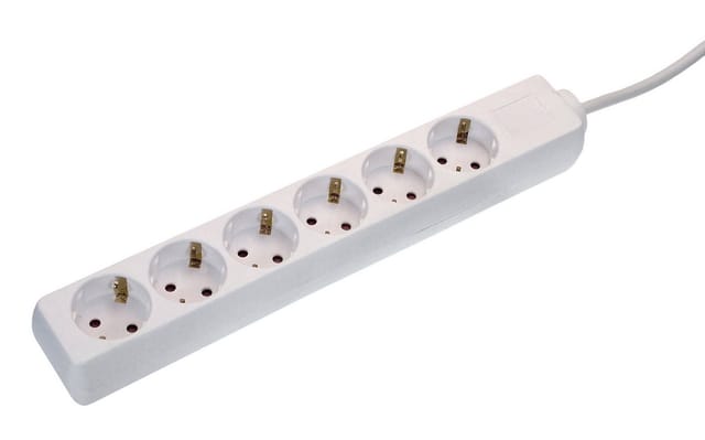Steckdosenleiste 6-fach, weiß, 45°, KiSi 3m H05VV-F 3G1,5 mit Winkelstecker