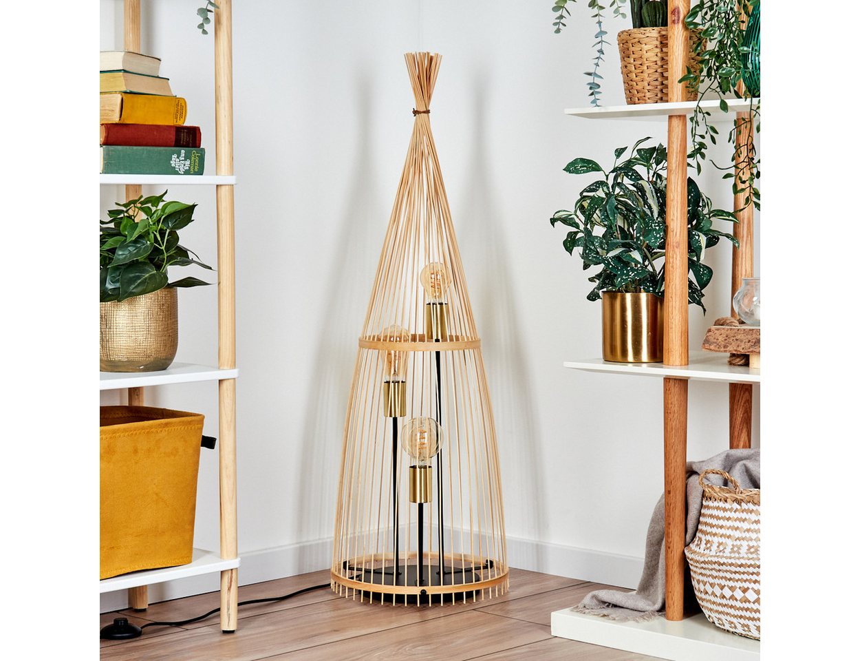 hofstein Stehlampe moderne Stehleuchte aus Metall/Bambus in Schwarz/Naturfarben, ohne Leuchtmittel, Boho-Style, Fußschalter am Kabel, Ø 34 cm, 3 x E27, ohne Leuchtmittel Bild 3