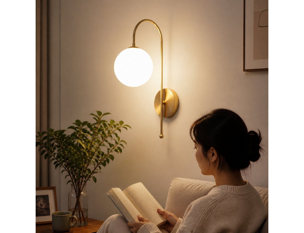 ZMH Wandleuchte Goldfarbene runde Form G9 milchweiße Glaskugel geschwungener Lampenarm, ohne Leuchtmittel, Ø47cm, max. 6W, ohne Leuchtmittel, für Schlafzimmer, Wohnzimmer Bild 2