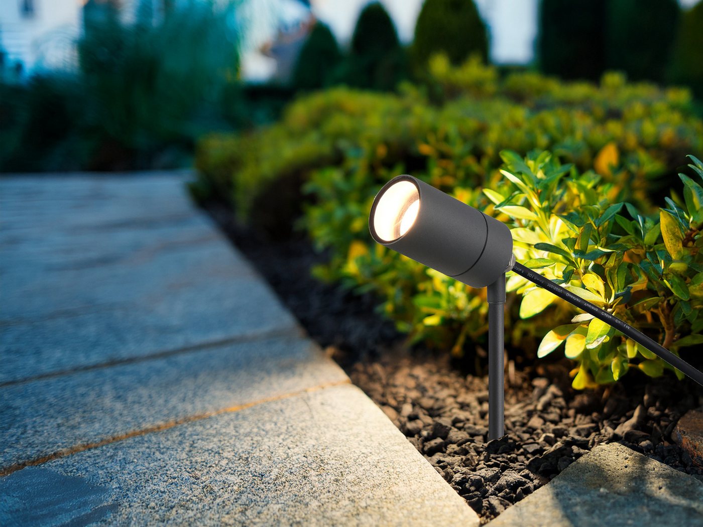 Reality Leuchten LED Gartenstrahler 3er SET mit Erdspieß & 2 Meter Kabel, LED wechselbar, warmweiß, Außenstrahler Gartenbeleuchtung mit Strom Baumstrahler Gartenlampe-n Bild 3