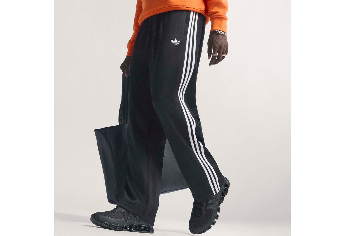 adidas Originals Sporthose LOOSE TP für Erwachsene, sportlicher Stil, aus Polyester und Baumwolle Bild 3