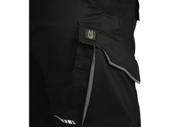 Damen-Hose kurz schwarz/grau Größe 48