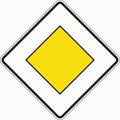 Verkehrszeichen 306 Vorfahrtstraße RA2