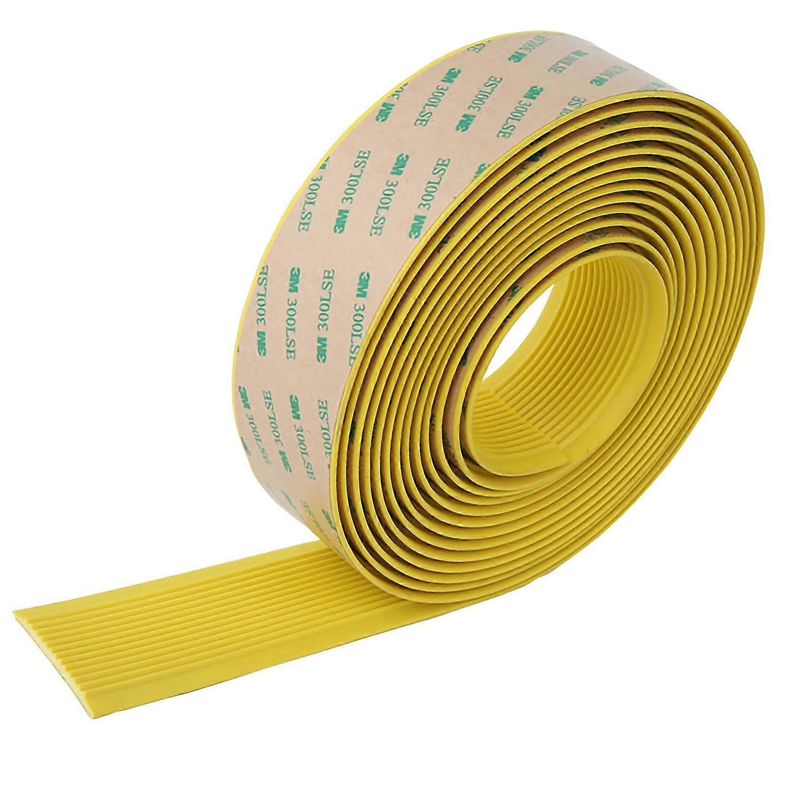 Wasserfester Und Strapazierfähiger Gelber Anti-rutsch-pvc-streifen Für Treppenstufen, Ideal Für Badezimmer Und Außentreppen.