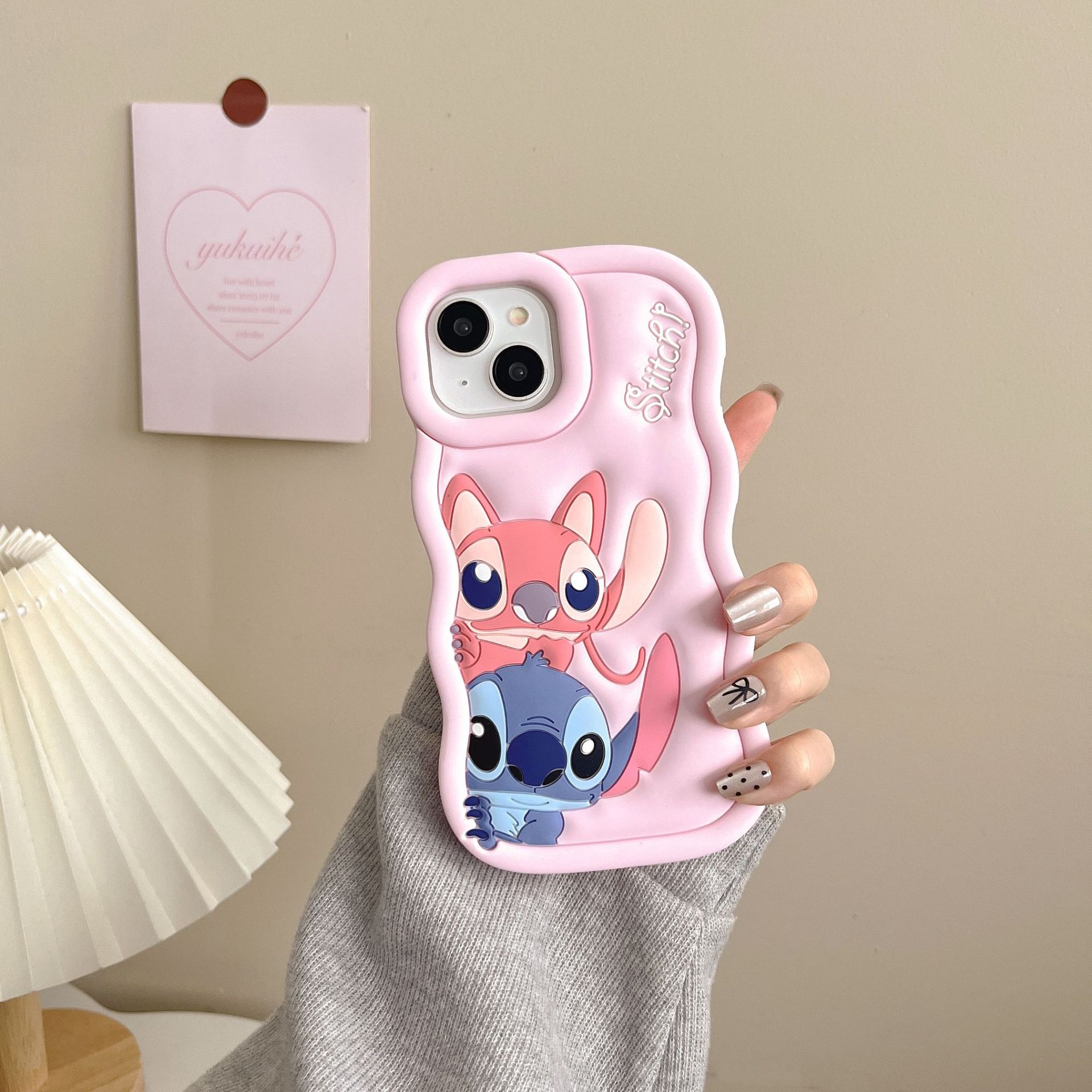 Stitch Silikonhülle – Kompatibel Mit Iphone 13 Pro, Hellrosa