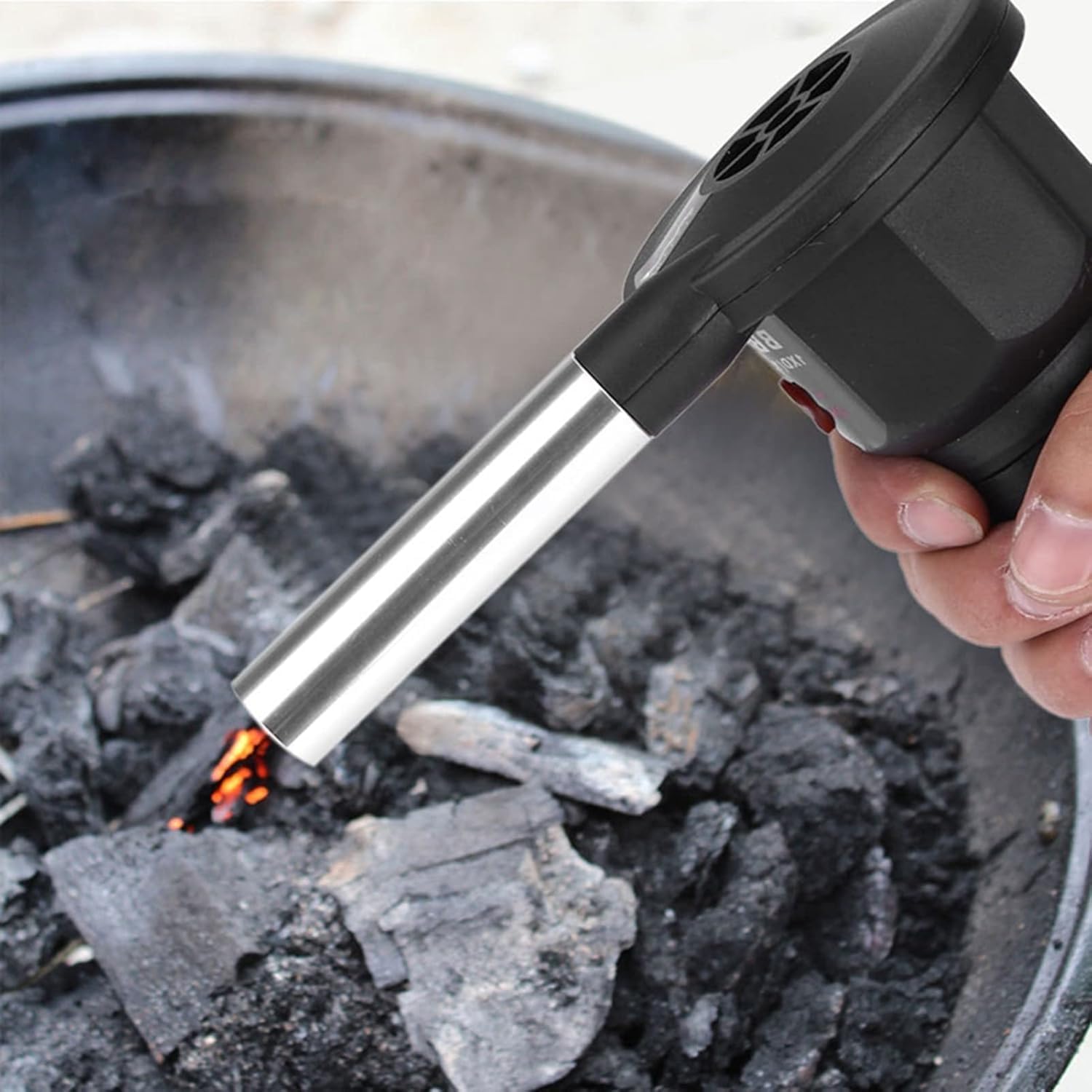 Tragbarer, Batteriebetriebener Elektrischer Grillventilator, Geeignet Für Camping, Picknicks Und Holzkohlegrills.