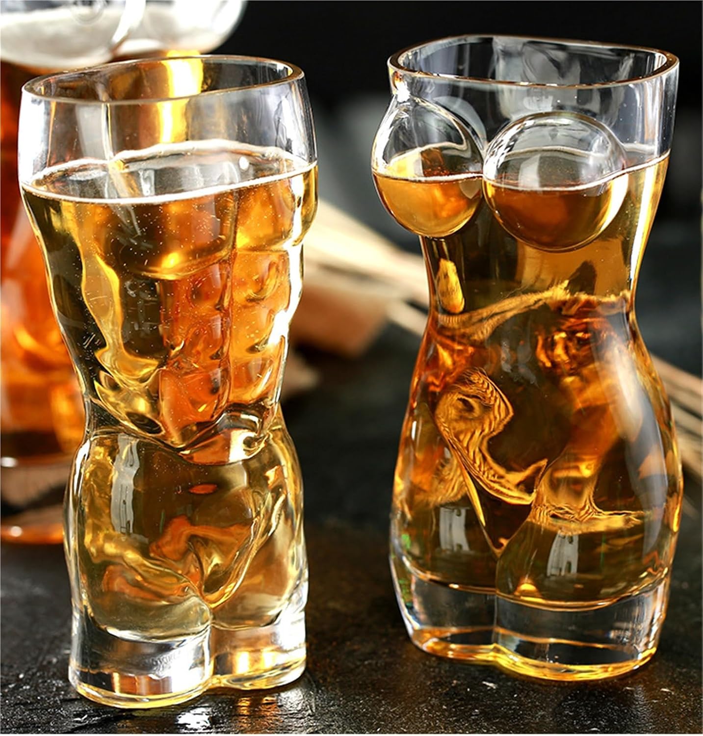 Dekorative Skulptur In Form Eines Bierkrugs, 700 Ml Und 580 Ml, Transparente Glasstatue In Form Eines Körpers, Die Einen Körper Darstellt.